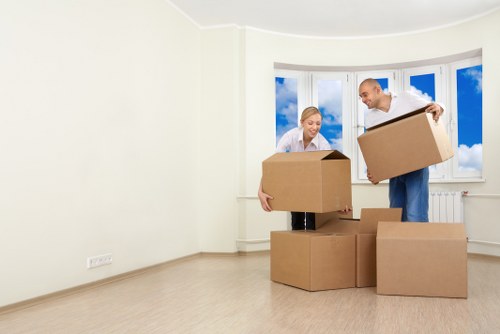 Local moving team planning a relocation in Romford