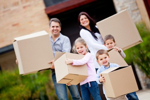 Romford moving van service for flats, houses, and commercial moves