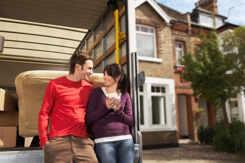 Customer and moving team agreeing service terms before a job